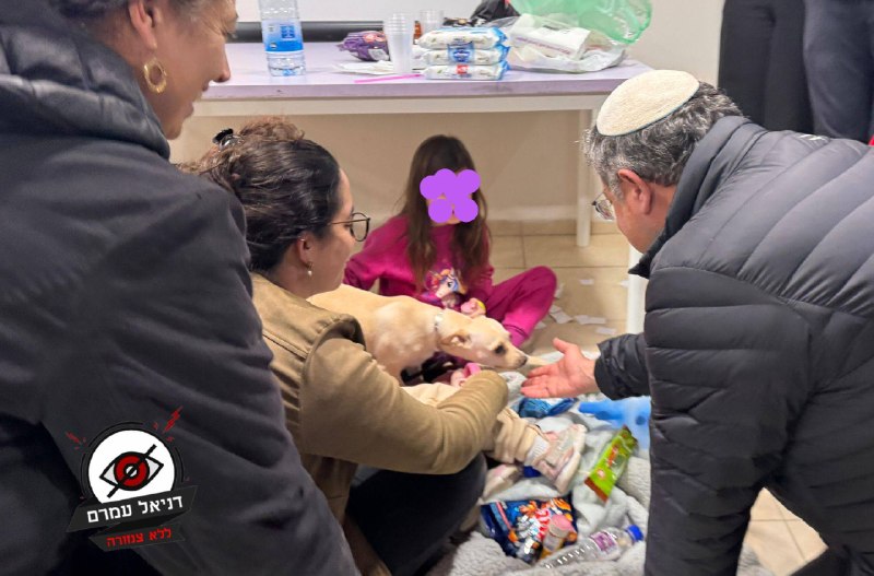 בן גביר סופג קריאות ״יודונאצי״ במהלך ביקור בבית ספר שבו שהו מפונים ופצועים