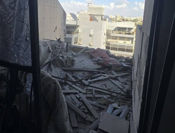 דיווח: 2 פצועים קל מפגיעת רסיסים באור יהודה, בת ים ובית דגן; אזעקות בצפון