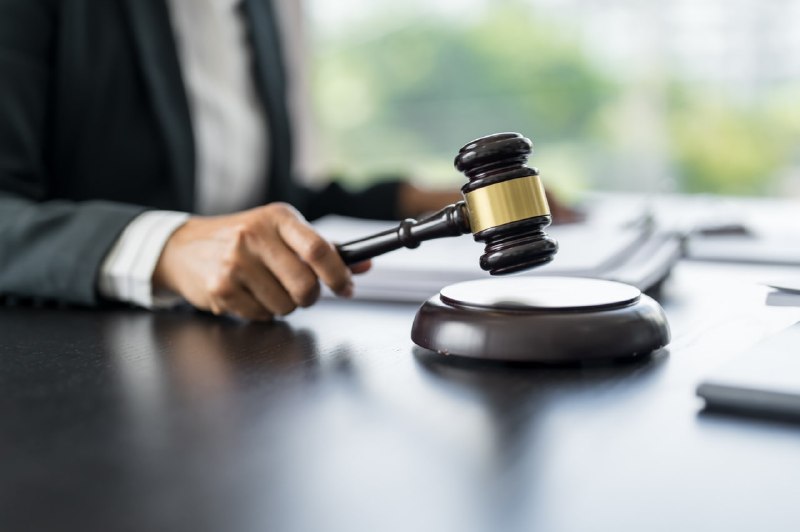 ייצוג חשודים בהליכי מעצר ימים – עו"ד שרון אורן שלג