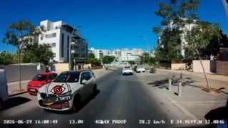 טרגדיה בראש העין: ילדה בת 9 נהרגה מפגיעת מיניבוס בזמן שרכבה על קורקינט