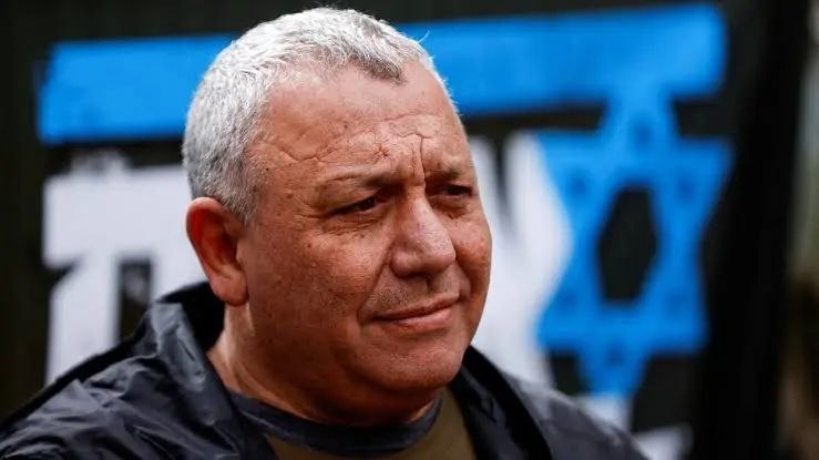 גדי איזנקוט בתגובה לתמיכת המרן יצחק יוסף בו: "דברים חיוביים מכל אדם זה בסדר, אבל אני איש פוליטי ואני רואה שותפות רק עם מי שמקבל את חובת הגיוס, אלה דברים שאני לא אתפשר עליהם גם אם יגידו הרבה דברים טובי