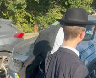 נהג שהמשיך בנסיעה על כביש מלא במפגינים נגד גיוס חרדים הותקף במחלף גהה