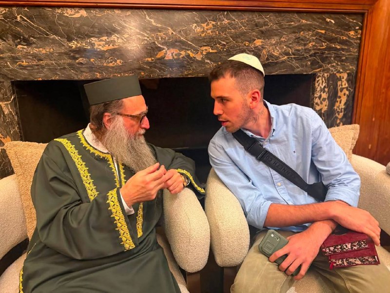 ישבתי הלילה עם הרב פינטו הוא סיפר 
